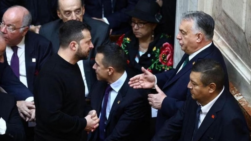 Fotografia dimineții - Zelenski și Orban discutând la Buenos Aires