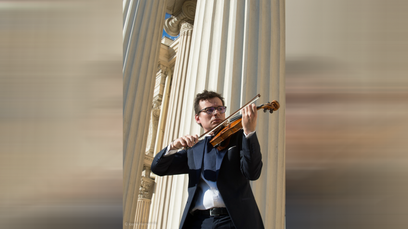 Violonistul Alexandru Tomescu va continua să cânte până în 2028 pe vioara Stradivarius Elder Voicu 1702